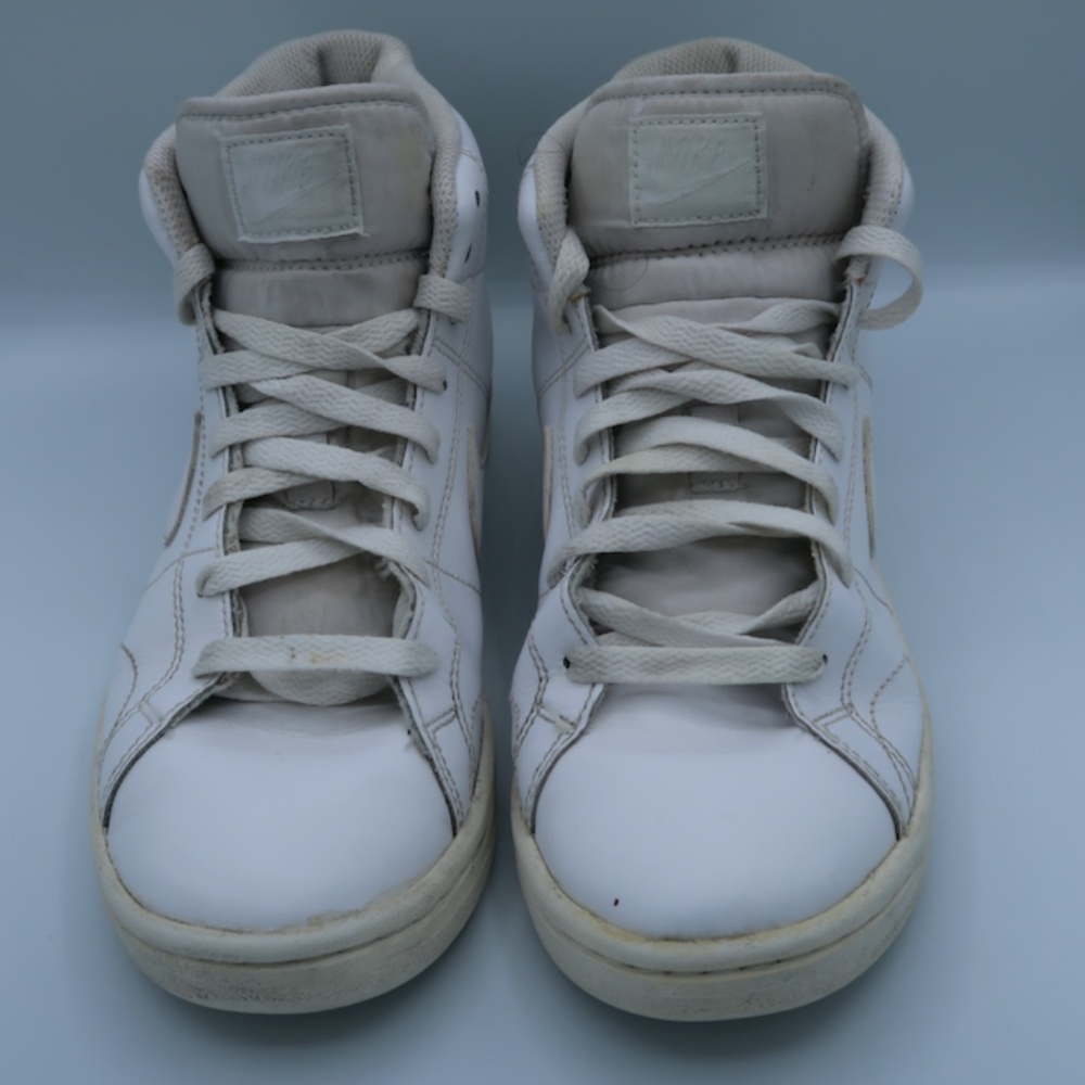 Nike Court Royale 2 Mid Sneakers White CT1725 100 Size 7 Used